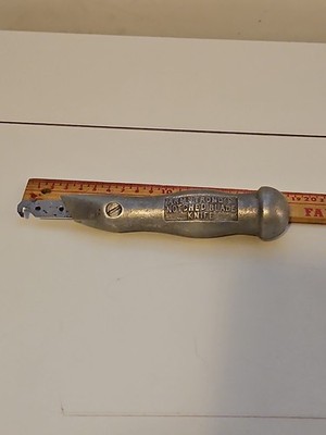 Vintage Armstrong’s Notched Blade Utility Knife Aluminum Heavy Duty Hand Tool