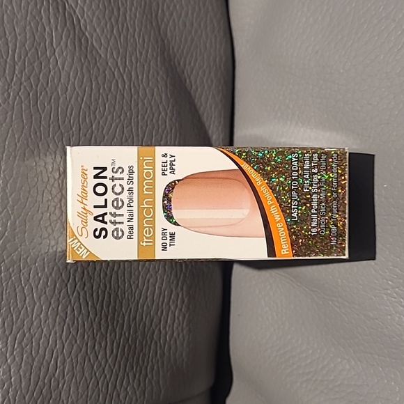 Sally Hansen Salon Effects French Mani Real Nail Polish Strips